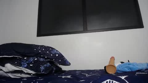 Mia online show from 02/24/25, 01:13