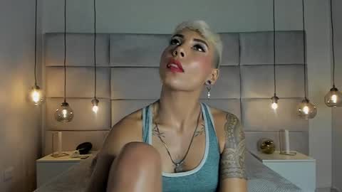 Mia Morgann online show from 02/08/25, 03:21