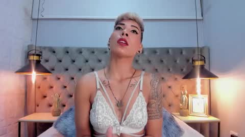 Mia Morgann online show from 03/04/25, 02:10