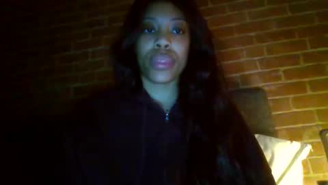 Snapshot of miamuffin8 chatting on 10/21/25, 09:43 MiaMuffn online show from 10/21/25, 09:43