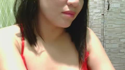 Mia online show from 03/11/26, 02:34