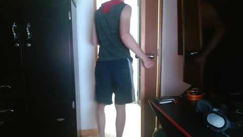 Snapshot of miaou_miaou chatting on 02/08/25, 04:03 miaou_miaou online show from 02/08/25, 04:03