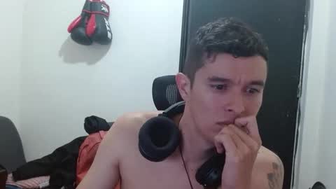 Snapshot of miaou_miaou chatting on 10/11/25, 10:52 miaou_miaou online show from 10/11/25, 10:52