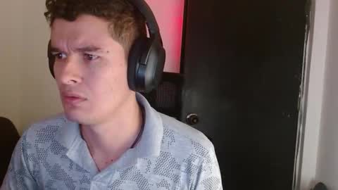 Snapshot of miaou_miaou chatting on 10/12/25, 11:04 miaou_miaou online show from 10/12/25, 11:04