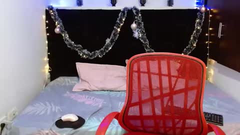 Snapshot of miapeyton chatting on 12/29/24, 03:13 Mia Peyton   online show from 12/29/24, 03:13