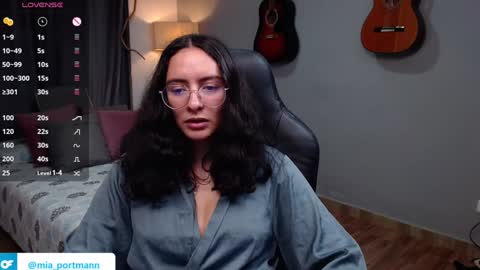 MIAPORTMANN online show from 01/20/25, 03:28