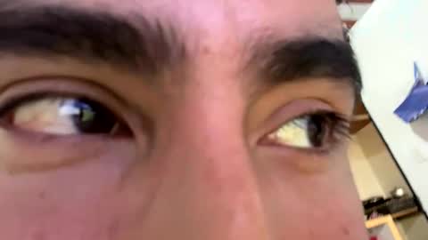 MIA REINA online show from 02/21/26, 09:27