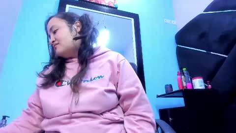 MiaRouse online show from 05/06/26, 09:47