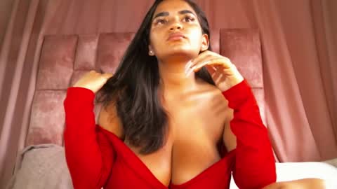 miasaandovaal 22 online show from 02/15/25, 08:01