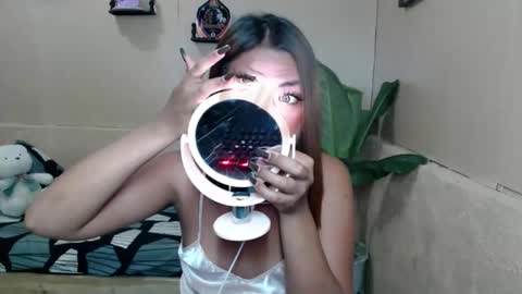 mia online show from 04/20/26, 02:58