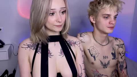 Mia online show from 05/30/26, 06:27