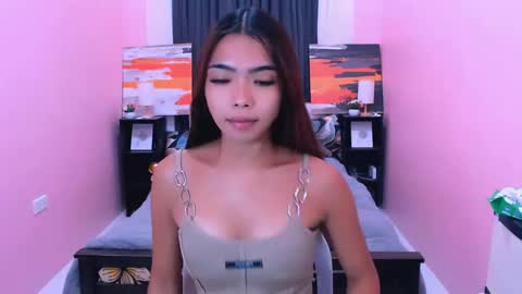 Snapshot of miasmith09 chatting on 04/28/26, 02:27 Pau and jence online show from 04/28/26, 02:27