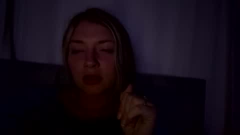 miasmith_001 online show from 05/19/26, 01:56