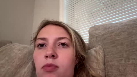 Snapshot of miasmith_001 chatting on 06/08/26, 10:43 miasmith_001 online show from 06/08/26, 10:43