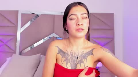 Snapshot of miasr_ chatting on 11/11/25, 03:23 miasr_ online show from 11/11/25, 03:23