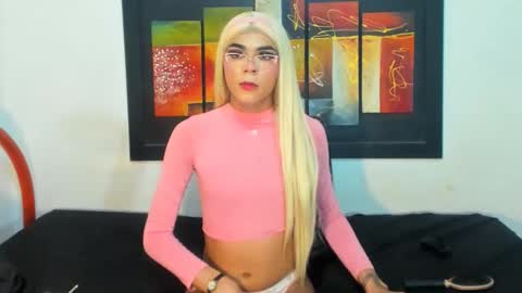 miastephensz online show from 05/30/26, 08:11