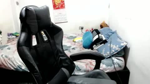 mia online show from 03/27/26, 01:00