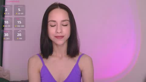 Mia online show from 10/11/25, 06:45