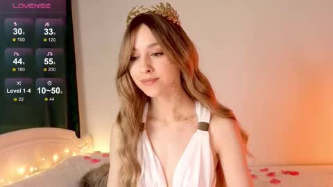 Mia online show from 10/27/25, 07:23