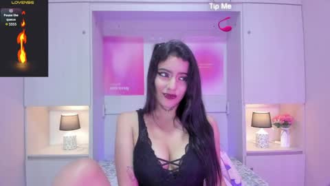 Snapshot of miaturnerr_ chatting on 04/28/26, 04:17 miaturnerr_ online show from 04/28/26, 04:17
