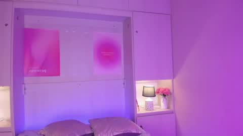 Snapshot of miaturnerr_ chatting on 05/20/26, 04:18 miaturnerr_ online show from 05/20/26, 04:18