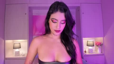 Snapshot of miaturnerr_ chatting on 05/22/26, 04:19 miaturnerr_ online show from 05/22/26, 04:19