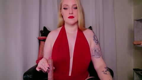 Lana online show from 02/23/26, 10:07