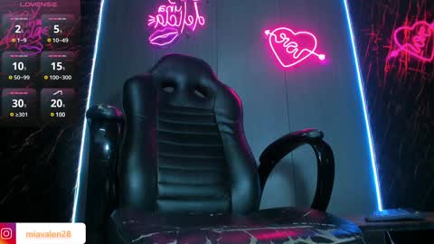 Miaa valentinaaa online show from 01/30/25, 02:06