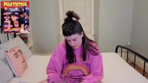 Mia  online show from 04/06/26, 09:38