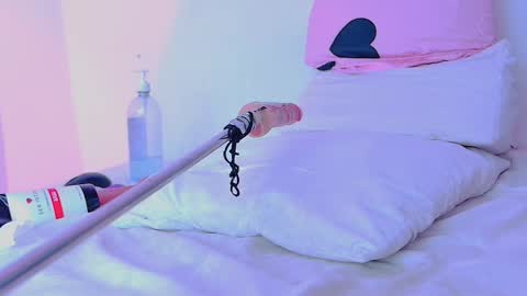 LINAY And VALENTINA - INSTAGRAM LINAY MVP online show from 11/14/25, 01:54