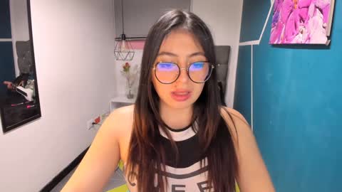 Snapshot of miawils_ chatting on 12/07/24, 03:14 M I A W I L S online show from 12/07/24, 03:14