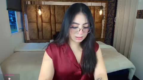 Snapshot of miawils_ chatting on 06/20/26, 11:13 M I A W I L S online show from 06/20/26, 11:13