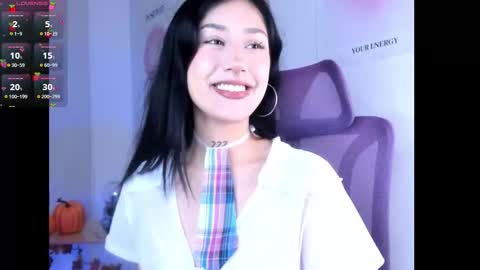 Mia Wilsson online show from 11/05/25, 01:05