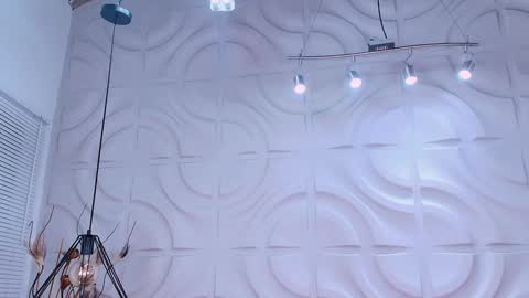 Mia online show from 01/26/25, 03:27