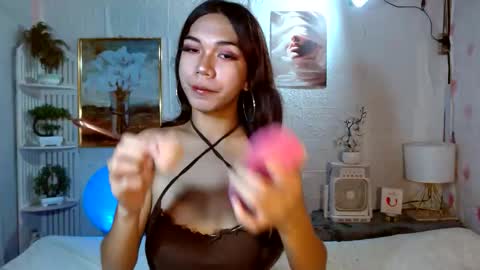 micalopez102702 online show from 04/21/26, 07:14