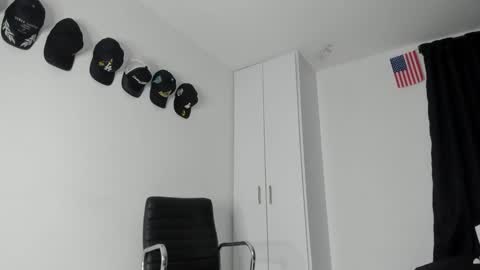 Michael Boy online show from 02/28/25, 06:10