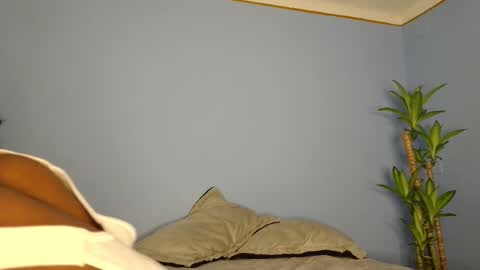 Snapshot of michael_godness_ chatting on 10/06/25, 02:20 Michael online show from 10/06/25, 02:20