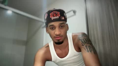 Angel online show from 03/04/25, 04:20