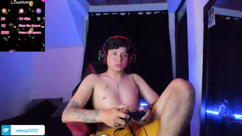 Snapshot of michael_kendall0 chatting on 12/25/24, 12:05 michael independent model  online show from 12/25/24, 12:05