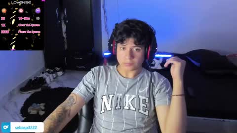 Snapshot of michael_kendall0 chatting on 01/16/25, 12:34 michael independent model  online show from 01/16/25, 12:34