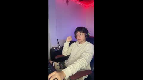 Snapshot of michael_kendall0 chatting on 01/24/25, 08:43 michael independent model  online show from 01/24/25, 08:43