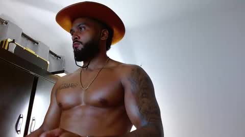 Snapshot of michael_maximo chatting on 02/04/26, 05:57 maximo online show from 02/04/26, 05:57