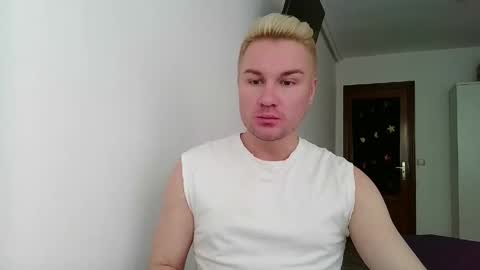 michael_sexdevil online show from 05/18/26, 08:31