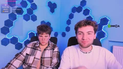 Snapshot of michael_strong_ chatting on 01/10/26, 08:43 Your Michael online show from 01/10/26, 08:43