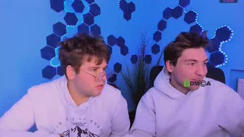 Snapshot of michael_strong_ chatting on 01/18/26, 09:18 Your Michael online show from 01/18/26, 09:18