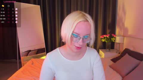 Snapshot of michael_swan chatting on 01/30/25, 01:42 Michel online show from 01/30/25, 01:42