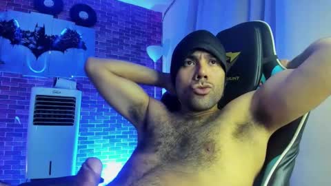 Snapshot of michael_twinkk chatting on 01/15/26, 02:49 MICHAEL online show from 01/15/26, 02:49