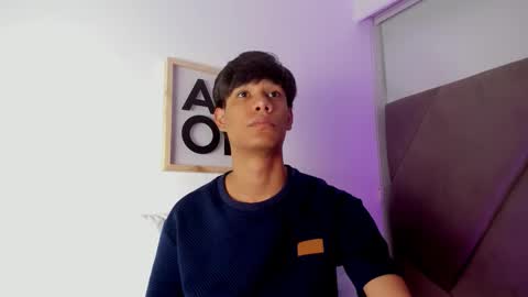 michael_vidal online show from 10/31/25, 07:48