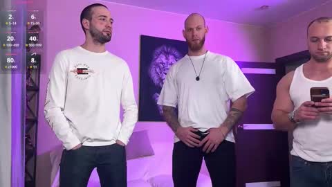 michaelbradley_for_u online show from 02/12/26, 08:20