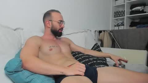 MichaelEvansx online show from 10/09/25, 10:46